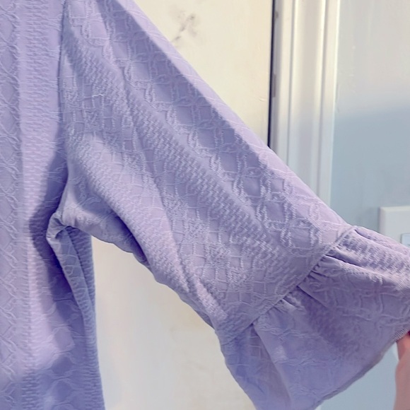 Lavender V-Neck Women's Top - Picture 2 of 3